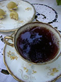 SABAH TEA- un tè nero dal Borneo e dei piccoli satsumaimo cake
