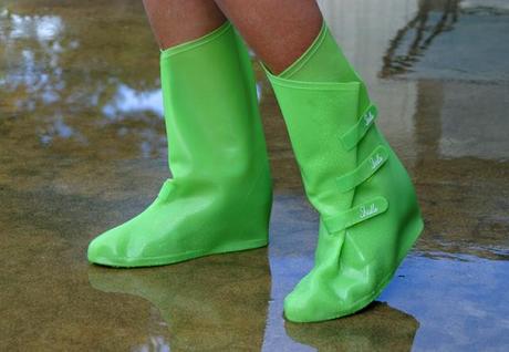 shuella: how to save your shoes under rain!!
