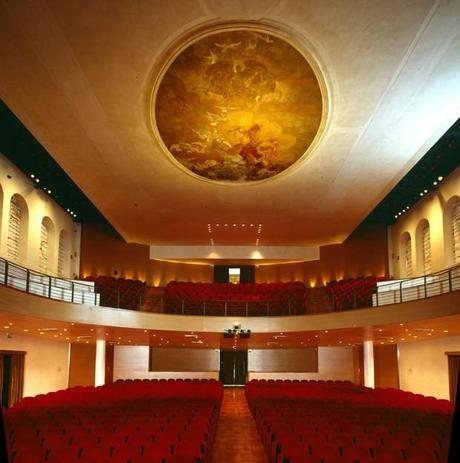 una immagine di Teatro Toniolo Interno Sala 620x625 su Teatro Toniolo di Mestre: la Nuova Stagione