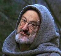 Umberto Eco spiega perché i gialli fanno sfracelli