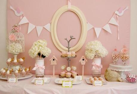 Decochic Time: baby shower dessert table...