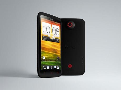 HTC presenta HTC One X+, caratteristiche tecniche e anteprima by HDnews.it