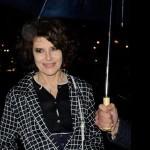 Fanny Ardant, tra cinema e teatro legge versi a Roma