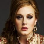 Adele bacchetta Lady Gaga e Madonna: “Usano il corpo per vendere dischi”
