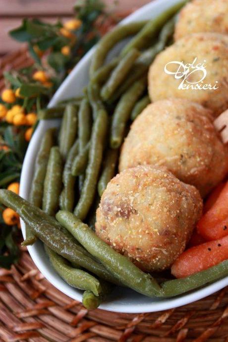 CROCCHETTE DI RISO CON SALSICCIA (33)+ CROCCHETTE DI RISO CON SALSICCIA di Dolcipensieri