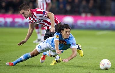 Mertens snobba Cavani: