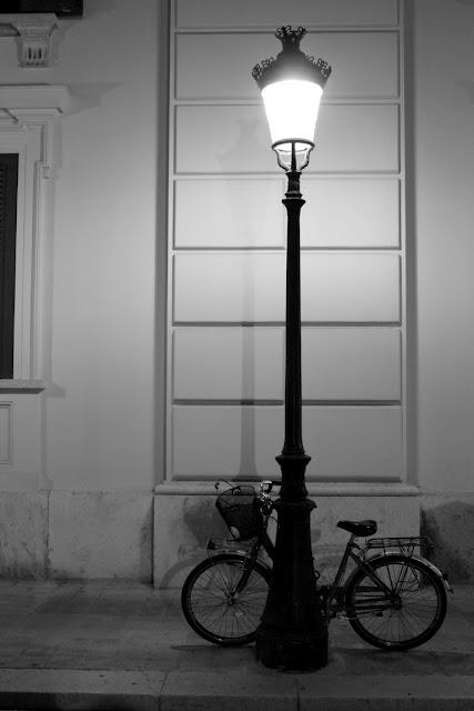 Scatti in bianco nero: digitale o analogico Scatti in bianco nero: digitale o analogico