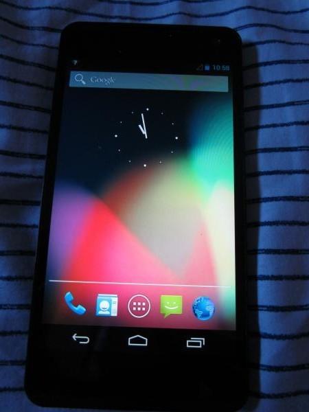 LG Nexus ecco le foto in anteprima con Android 4.1.2 Jelly Bean