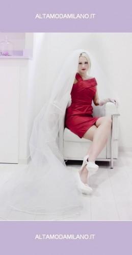 abiti da sposa rossi corti