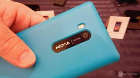 Nokia Lumia 810 : Il primo video da oltre oceano in anteprima !