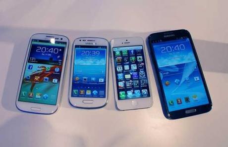 Galaxy S3, iPhone 5, Galaxy Note, Galaxy S3 mini : Tutti a confronto in un video