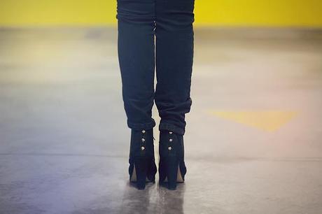 smilingischic, dettagli ankle boots borchiati, mnia delle borchie, stivaletti customizzati con borchie Crazy for studded!