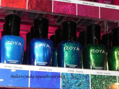 Aperi-Zoya: tra un drink e uno smalto nasce la collaborazione con il centro estetico Armonia del Benessere, rivenditore esclusivo Zoya a Lucca! Aperi-Zoya: tra un drink e uno smalto nasce la collaborazione con il centro estetico Armonia del Benessere, rivenditore esclusivo Zoya a Lucca!