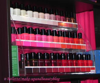 Aperi-Zoya: tra un drink e uno smalto nasce la collaborazione con il centro estetico Armonia del Benessere, rivenditore esclusivo Zoya a Lucca! Aperi-Zoya: tra un drink e uno smalto nasce la collaborazione con il centro estetico Armonia del Benessere, rivenditore esclusivo Zoya a Lucca!