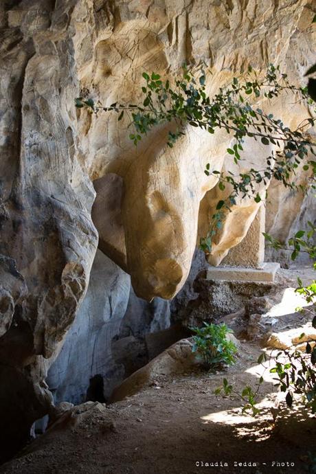 Oschiri e Ozieri: altari sacri, chiese campestri e grotte magiche