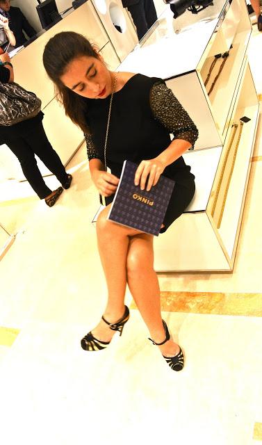 Pinko total look: lbd + killing heels