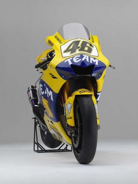 Yamaha YZR-M1 990 V.Rossi 2006 Yamaha YZR-M1 990 V.Rossi 2006