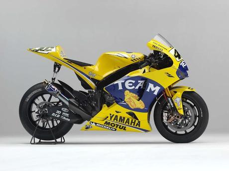 Yamaha YZR-M1 990 V.Rossi 2006 Yamaha YZR-M1 990 V.Rossi 2006