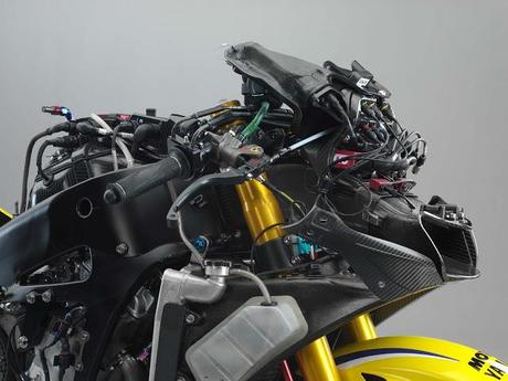 Yamaha YZR-M1 990 V.Rossi 2006 Yamaha YZR-M1 990 V.Rossi 2006