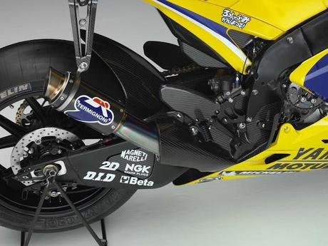 Yamaha YZR-M1 990 V.Rossi 2006 Yamaha YZR-M1 990 V.Rossi 2006