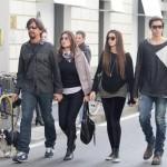 Valerio Staffelli shopping a Milano con la famiglia03