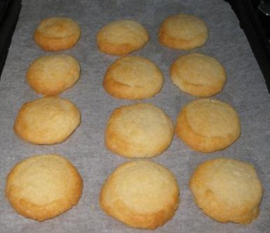 Sables al pecorino, grappa e pistaccchi