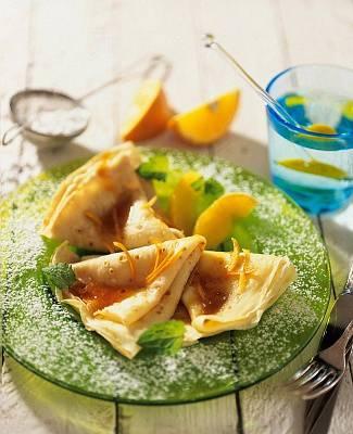 Crespelle all’arancia http://cdn2.stbm.it/pianetadonna/gallery/foto_gallery/cucina/ricette-a-base-di-arancia-in-cucina/crepes-all-arancia.jpeg?-3600