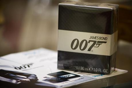 James Bond 007 - A parfume and a gift for you!