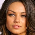 Mila Kunis smentisce: “Non sono incinta”