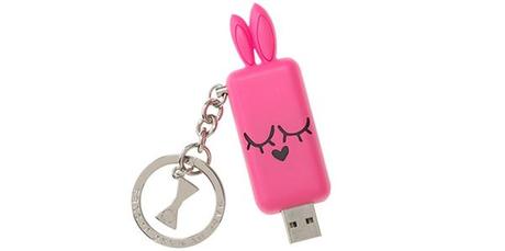 LA PENDRIVE FIRMATA MARC JACOBS