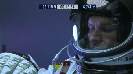 Felix Baumgartner, il lancio dallo spazio oltre la velocità del suono