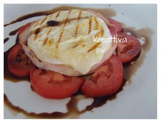 Tomino al tacchino arrosto e aceto balsamico Tomino al tacchino arrosto e aceto balsamico