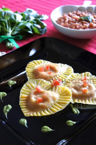 Ravioli ripieni di pappa al pomodoro: il primo amore non si scorda mai