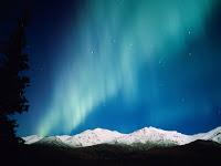 Aurore boreali visibili da grandi distanze