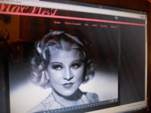 Mae West, quando l’umorismo protegge la bellezza