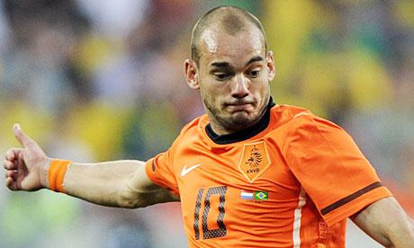 Sneijder e i colleghi calciaTwitter