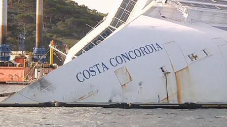 Le operazioni di rimozione della Costa Concordia sul web in tempo reale