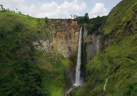 cascata sipiso piso