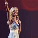Otto cambi d'abito per Heidi Klum agli MTV European Music Awards