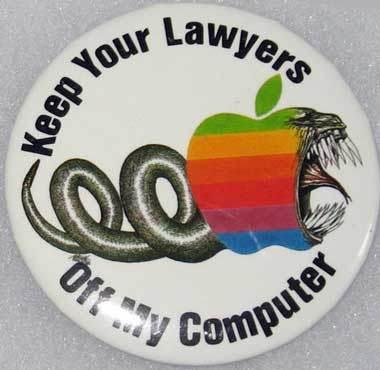 Mela-con-il-verme Apple la garanzia c’è ma il numero verde è finto