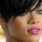 Rihanna: “Vorrei dei figli, ma al momento non c’è un papà” Rihanna: “Vorrei dei figli, ma al momento non c’è un papà”