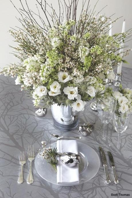 Un Sorprendentemente elegante assumere Winter White in questo tablescape Fabulous!