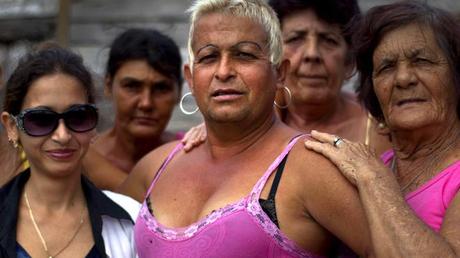 Adela, una trans eletta a Cuba