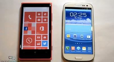 Nokia Lumia 920 Samsung Galaxy S3 a confronto