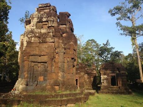 A braccetto con il destino: Wapi Patum, Angkor in miniatura!