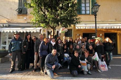 Alassio: Gli alberi di via Torino testimonial per la colletta alimentare 2012