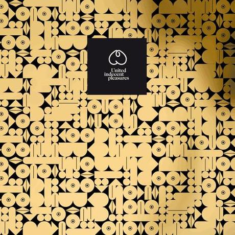 20 CM DI PURO PIACERE ( ...AL CIOCCOLATO! ) http://static.dezeen.com/uploads/2012/05/dezeen_8-Inches-of-Dark-Chocolate-Cock-Filled-With-by-United-Indecent-Pleasures-7.gif