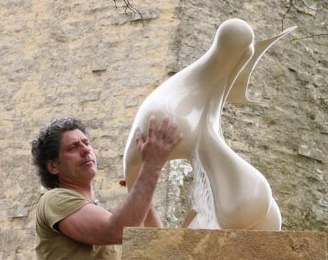Il video dal vivo in 2 sessioni opera “Uomo Aquila” realizzata dallo scultore Emanuele Rubini nel  I° Simposio Internazionale di scultura Federico II di Svevia