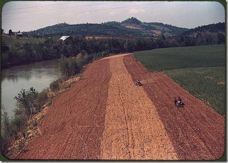 Planting corn along a river. Northeastern Tennessee, May 1940. Reproduction from color slide. Photo by Marion Post Wolcott. Prints and Photographs Division, Library of Congress