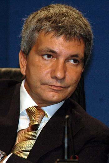 NICHI VENDOLA: SCHEGGE DA UN UOMO RIVOLUZIONARIO...